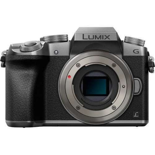 Panasonic LUMIX G7 DSLM Camera with 14-42mm Lens + 64GB Bundle